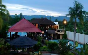 Wonua Monapa Hotel Resort